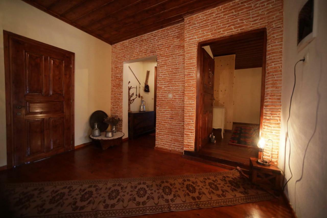 Dora'S House At Agios Germanos Prespes Guest House Bagian luar foto