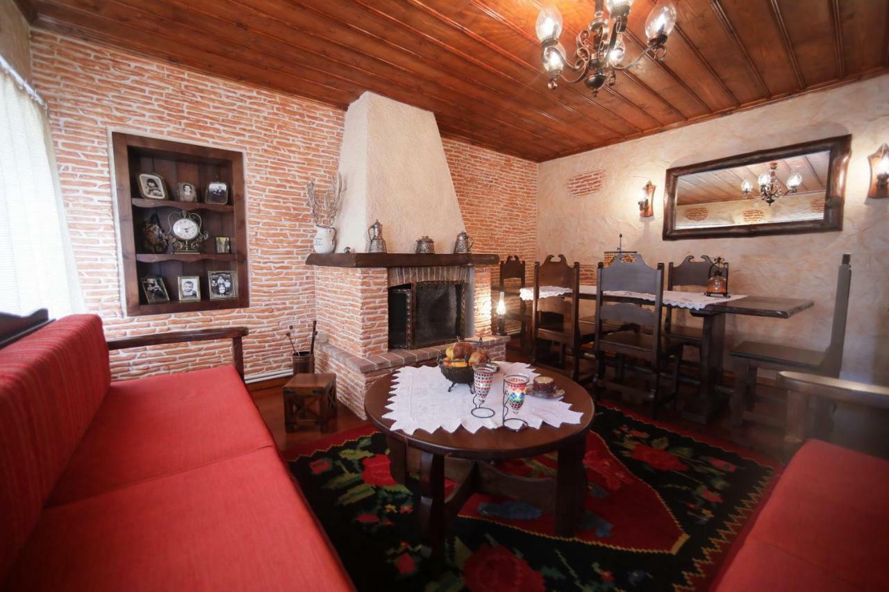 Dora'S House At Agios Germanos Prespes Guest House Bagian luar foto