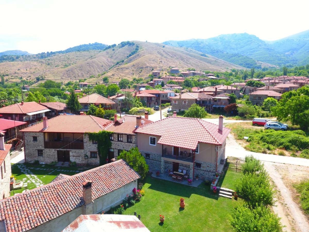 Dora'S House At Agios Germanos Prespes Guest House Bagian luar foto